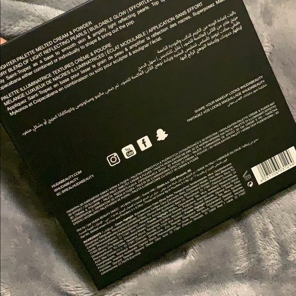 Huda Beauty Summer Solstice palette